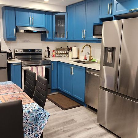 2 Bedrooms 2 Washrooms 2 Parking Spots Basement Apartment Newmarket Bagian luar foto