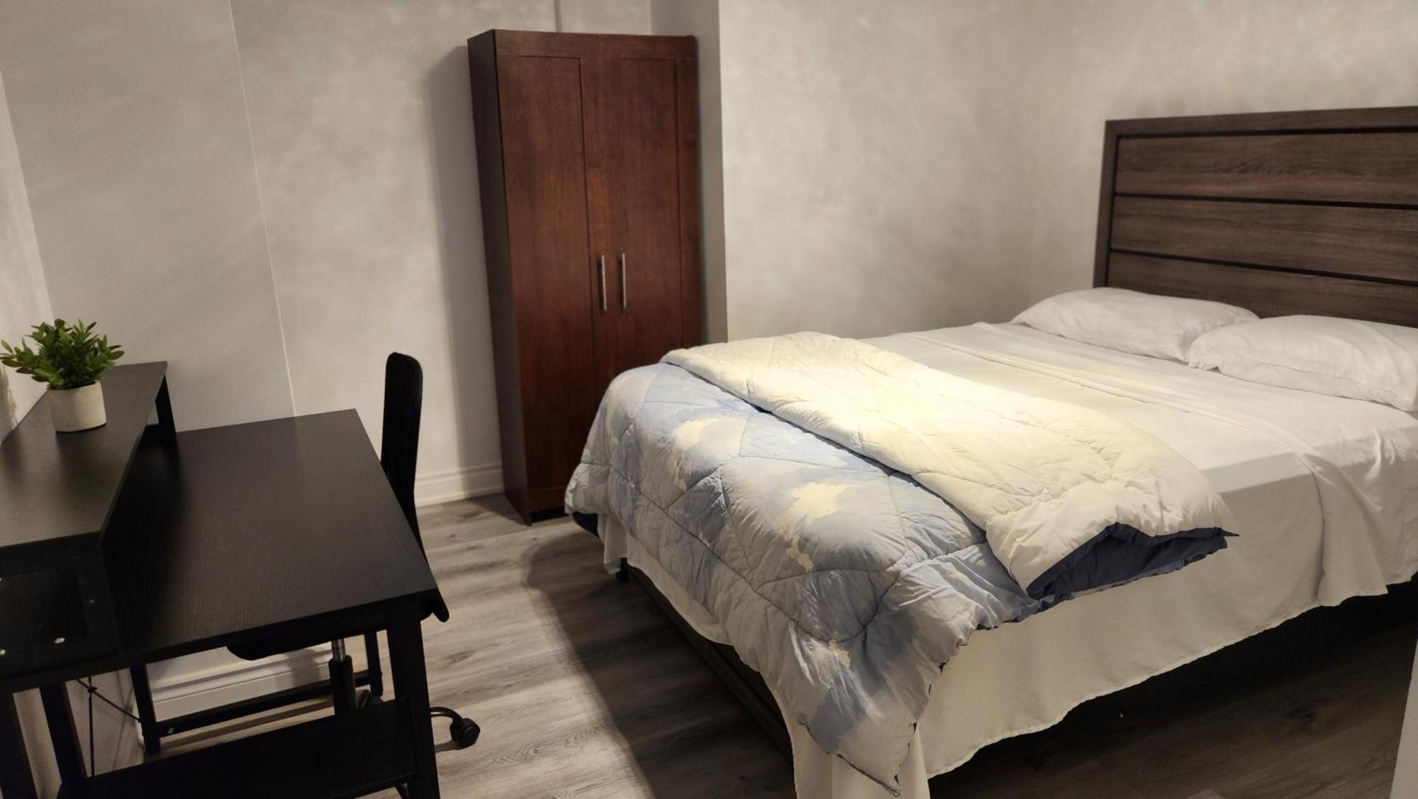 2 Bedrooms 2 Washrooms 2 Parking Spots Basement Apartment Newmarket Bagian luar foto